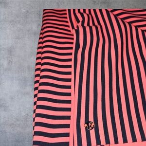 Lululemon navy & bright coral  vinyassa scarf